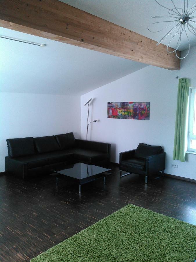Ferienwohnung Zum Kletterturm เคาฟ์บอยเริน ภายนอก รูปภาพ